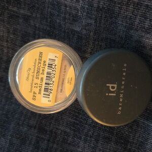 bareMinerals Medium Beige Powder